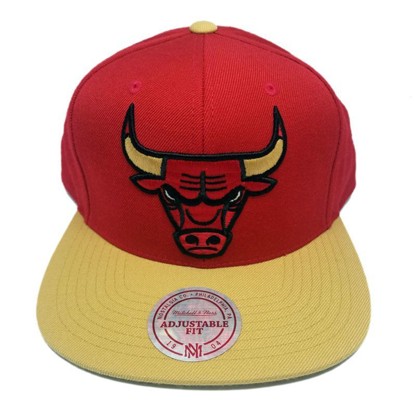 mitchell and ness chicago bulls championship hat